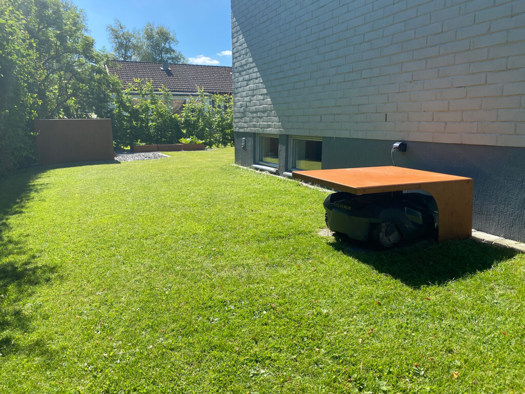 Robothus, modell Rustik, i COR-TEN®