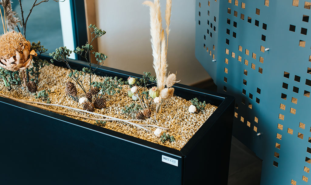 Planteringskärl i lackerat utförande