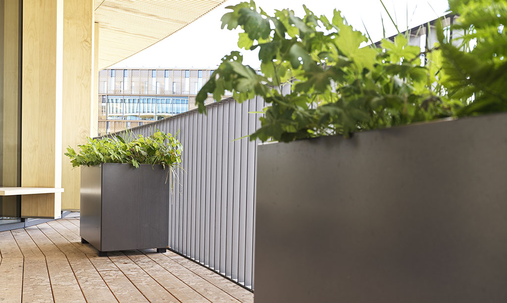 Skräddarsytt - Planteringskärl i lackerat utförande