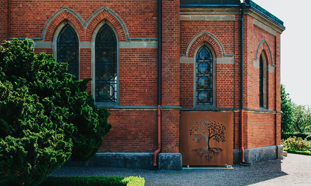 Värmepumpskydd i cortenstål i Östra Grevie