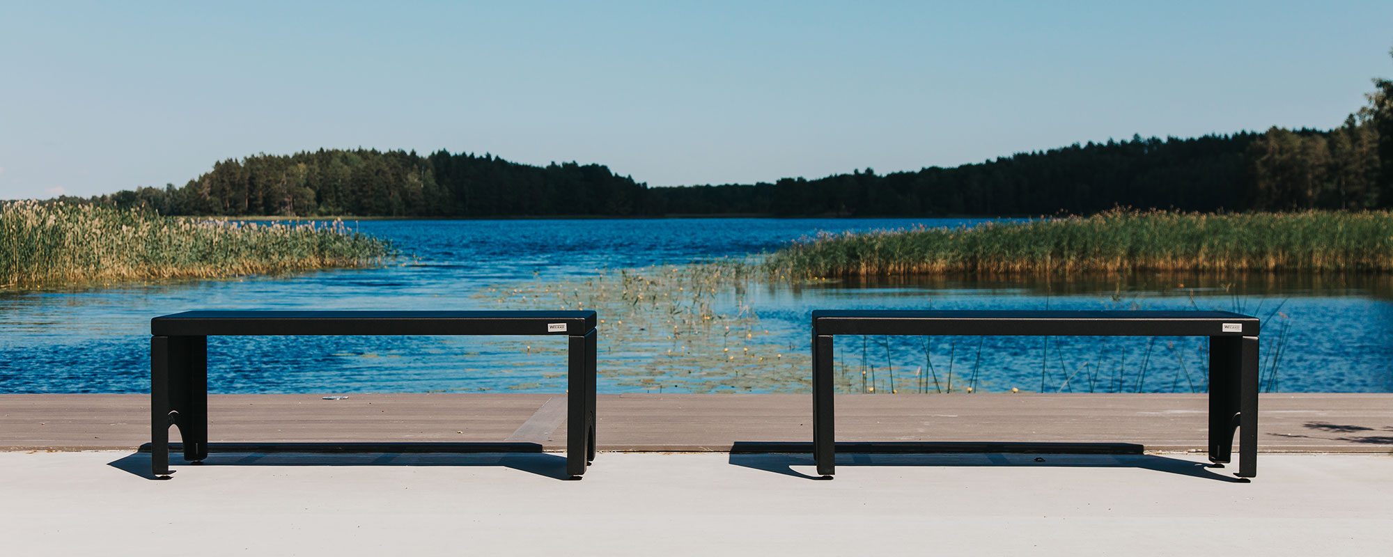 Utemöbler, bänk Modul i svartlackerat stål